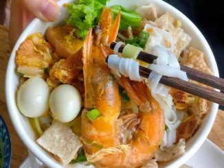 Chia sẻ công thức nấu mì quảng tôm ngon nhất Quảng Nam